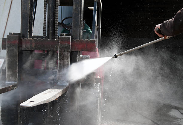 Best Driveway Pressure Washing  in Davie, FL